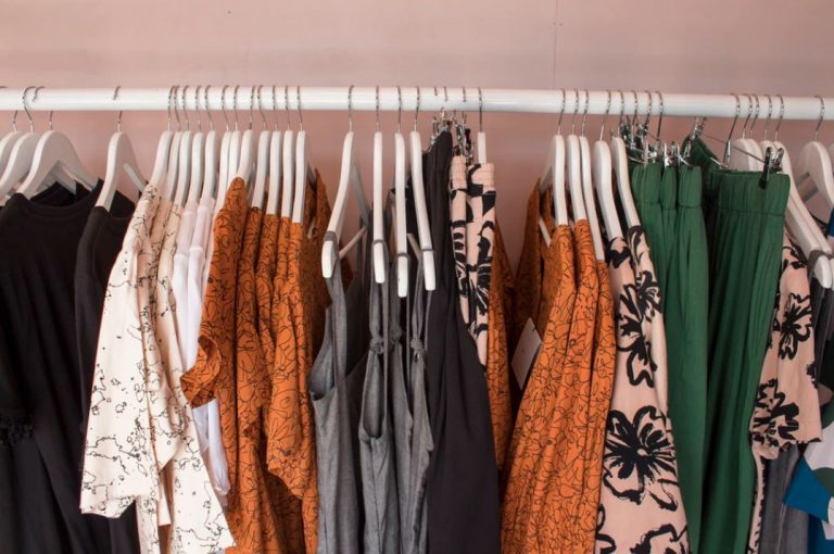 étiquette de vêtement