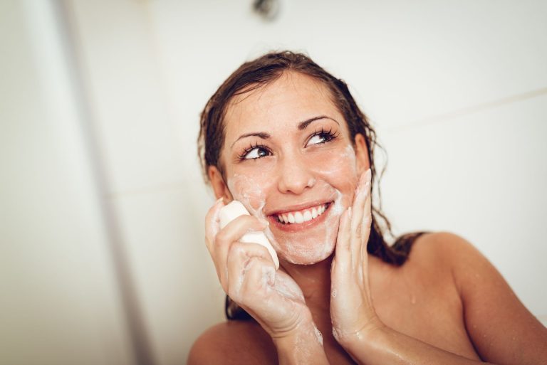 Pourquoi votre peau doit-elle être exfoliée ?